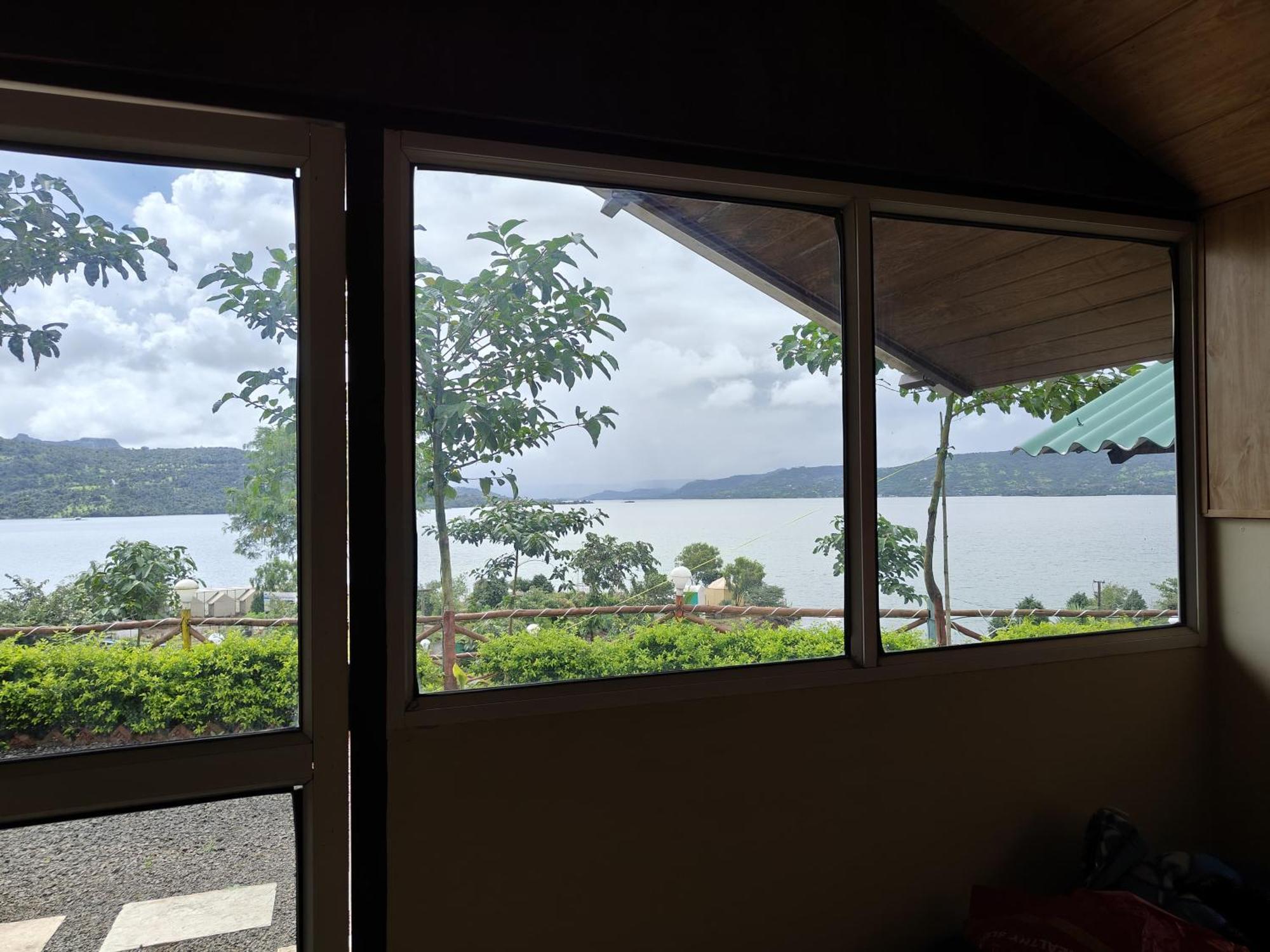 Shelby Pawana Lake Cottages & Camping Tents Lonavala Esterno foto