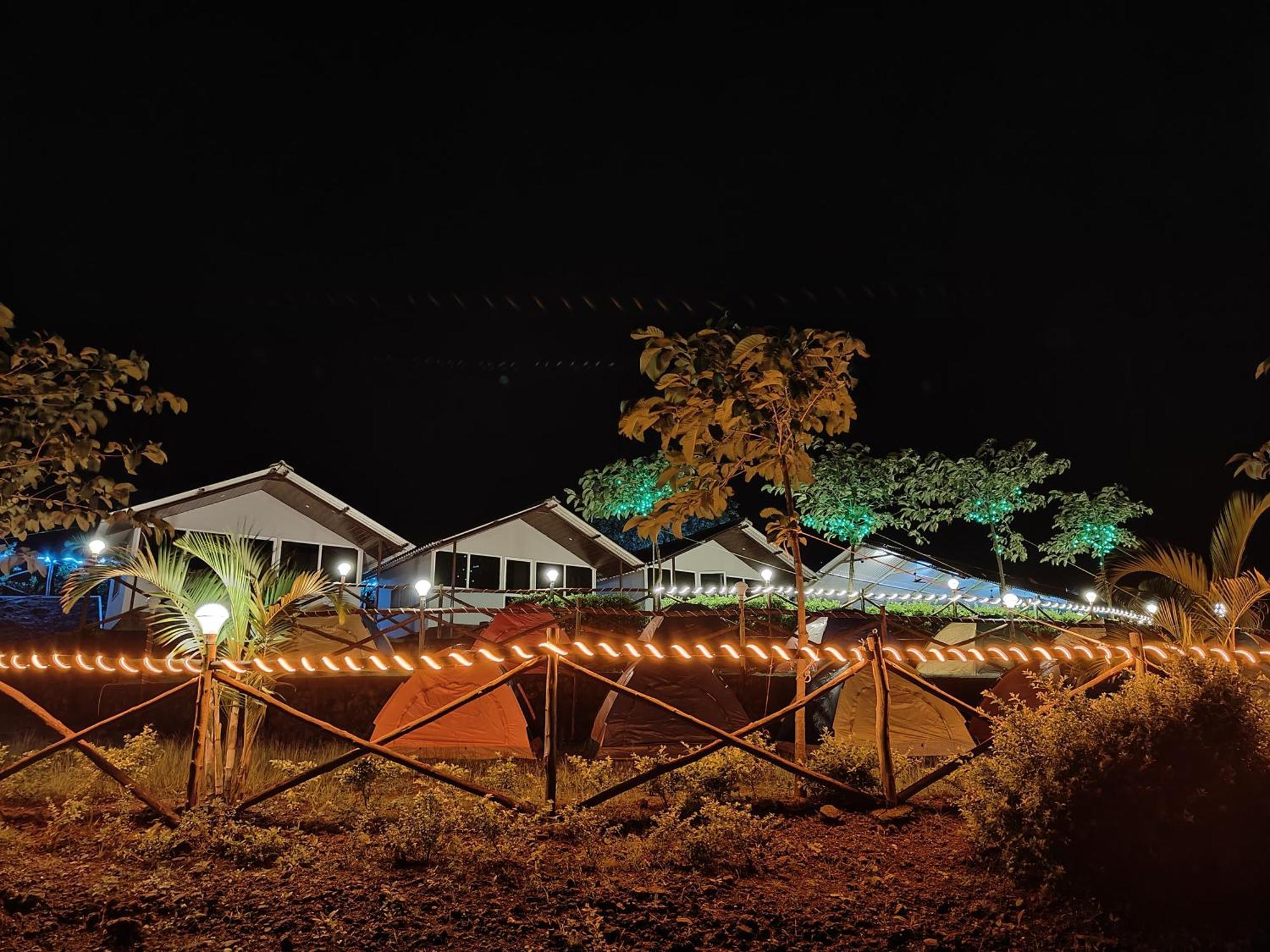 Shelby Pawana Lake Cottages & Camping Tents Lonavala Esterno foto