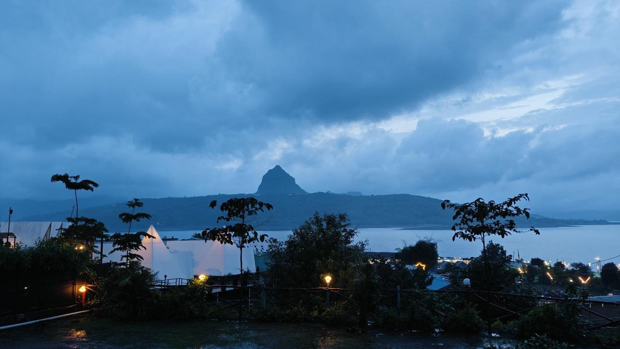Shelby Pawana Lake Cottages & Camping Tents Lonavala Esterno foto
