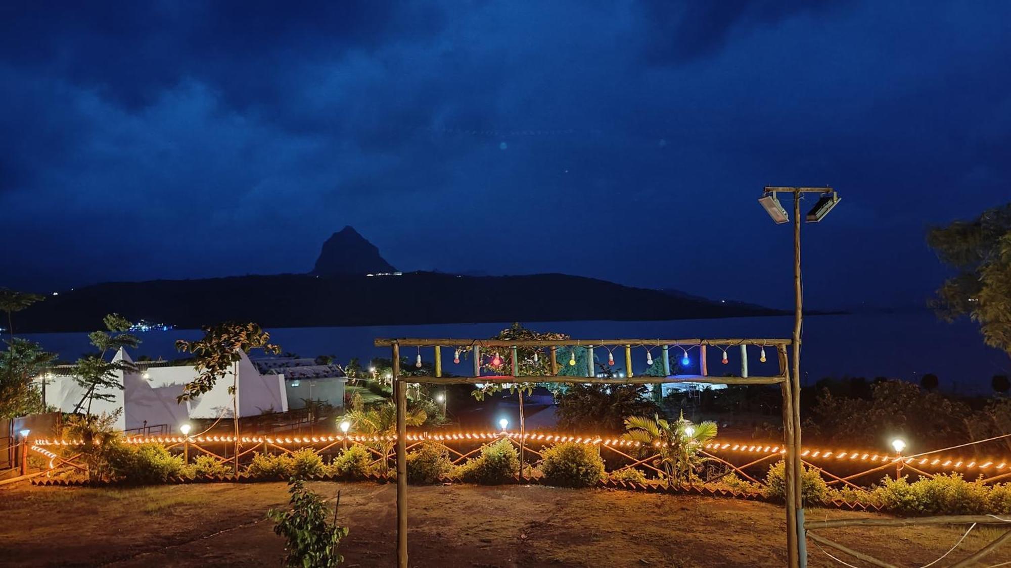 Shelby Pawana Lake Cottages & Camping Tents Lonavala Esterno foto