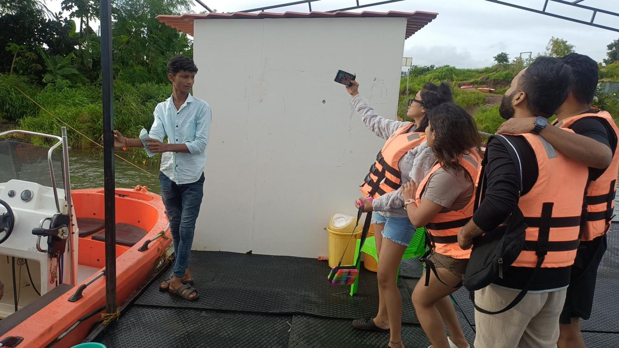 Shelby Pawana Lake Cottages & Camping Tents Lonavala Esterno foto