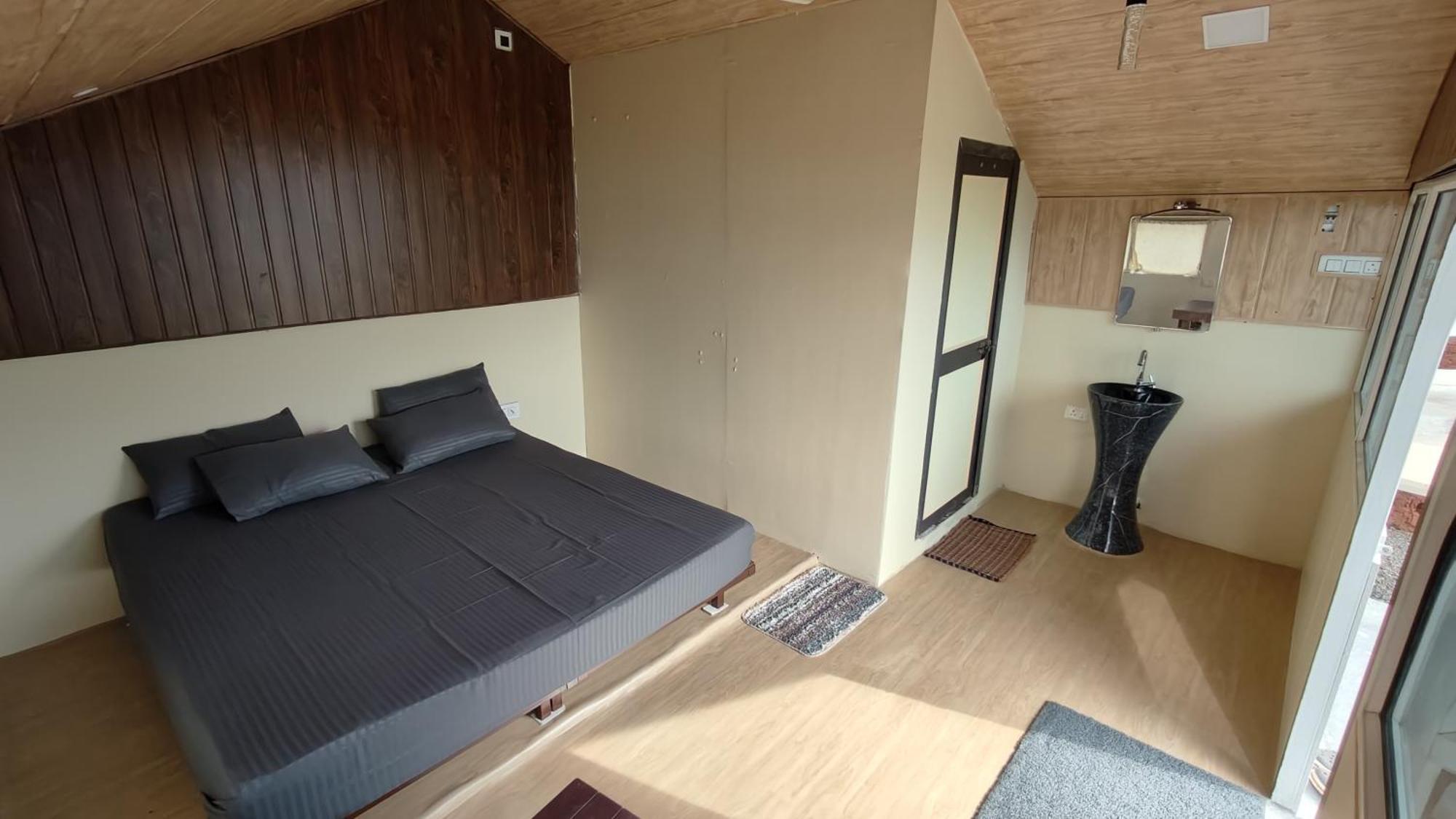 Shelby Pawana Lake Cottages & Camping Tents Lonavala Esterno foto