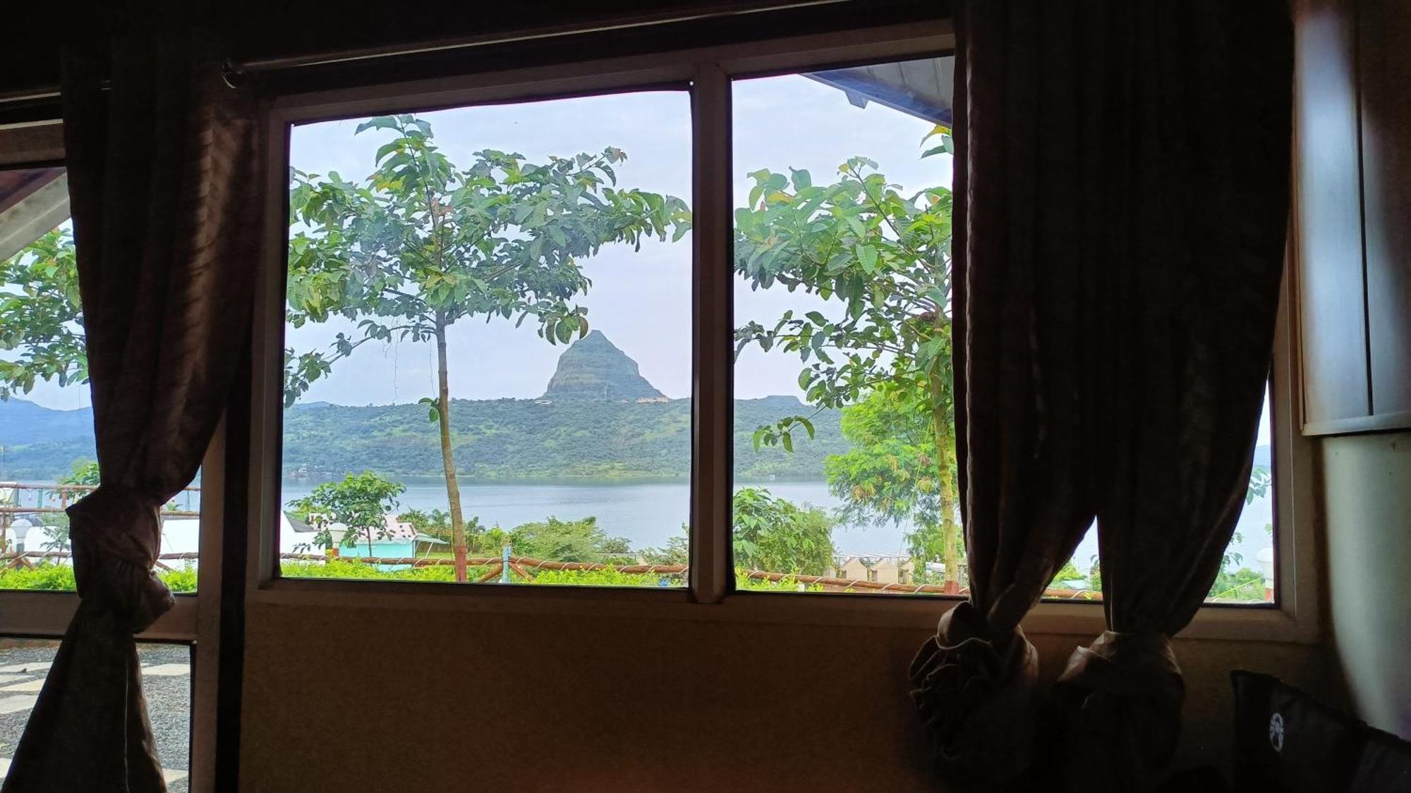 Shelby Pawana Lake Cottages & Camping Tents Lonavala Esterno foto