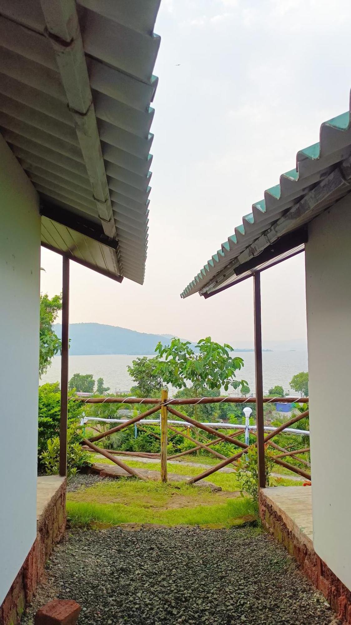 Shelby Pawana Lake Cottages & Camping Tents Lonavala Esterno foto