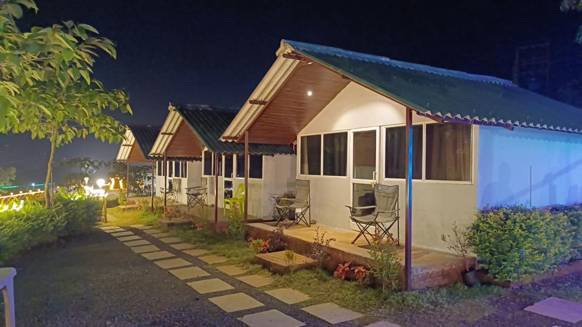 Shelby Pawana Lake Cottages & Camping Tents Lonavala Esterno foto